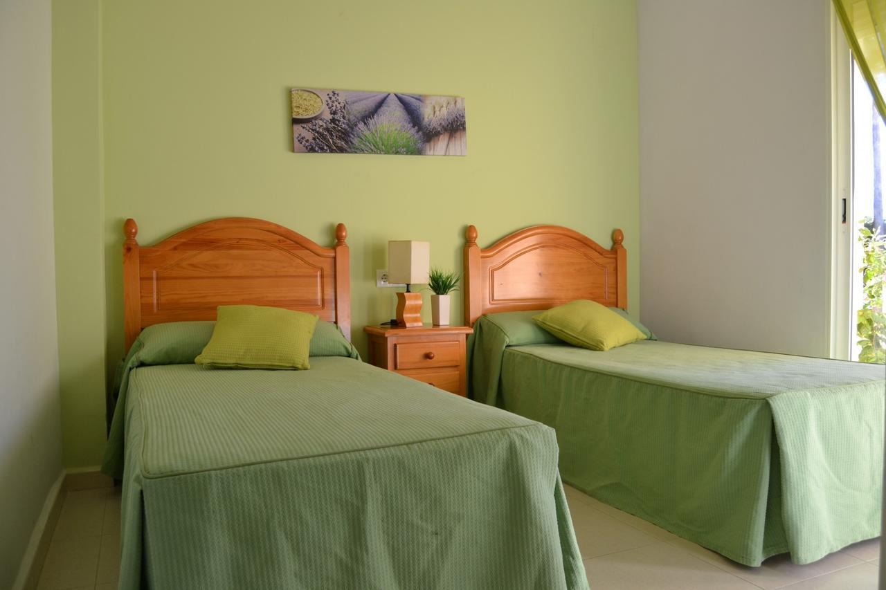 Faro 2 Locdenia Apartment Стая снимка